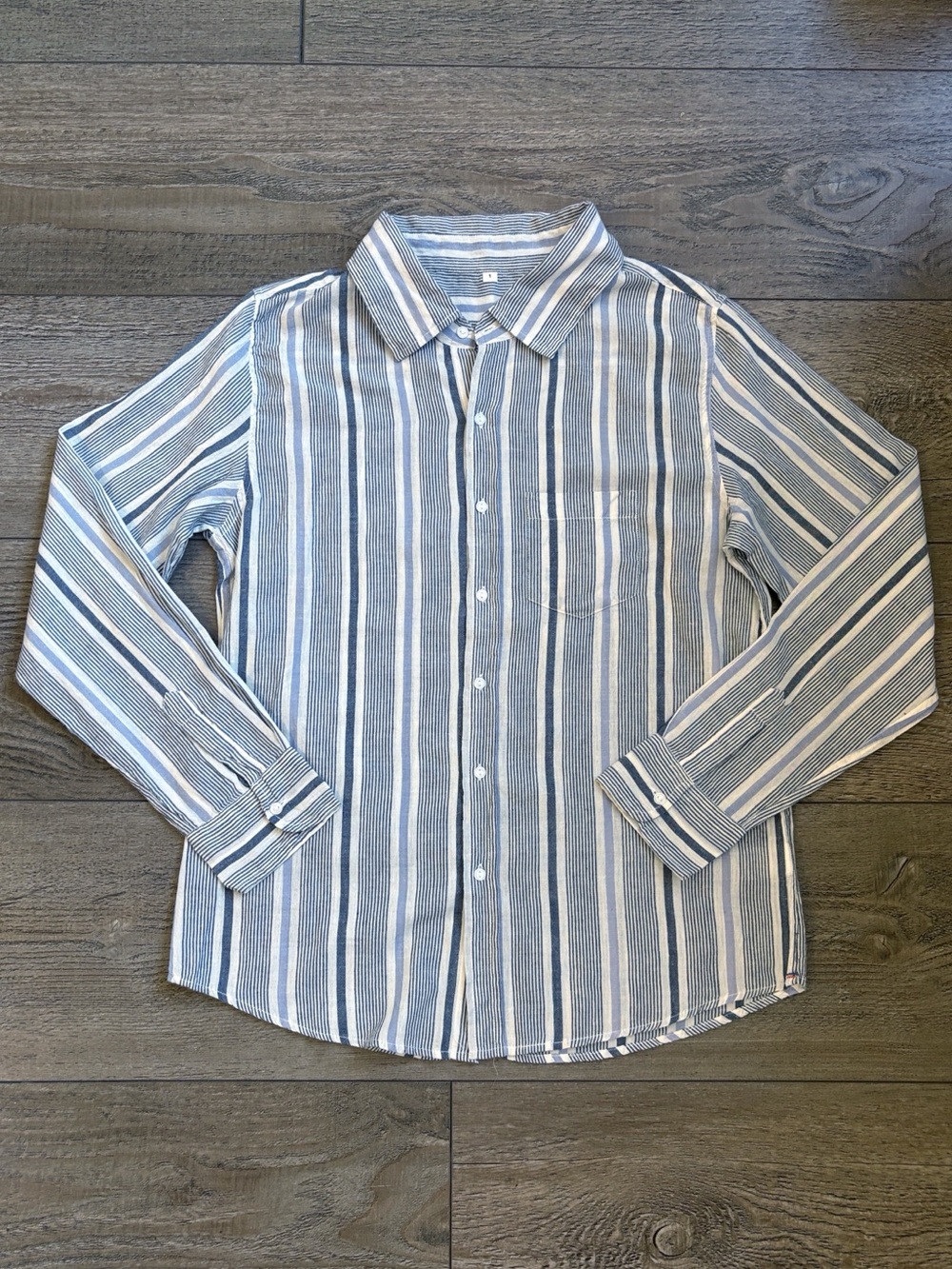 NWOT Sundry Blue & White Vertical Stripe Button-down Cotton Long Sleeve Shirt